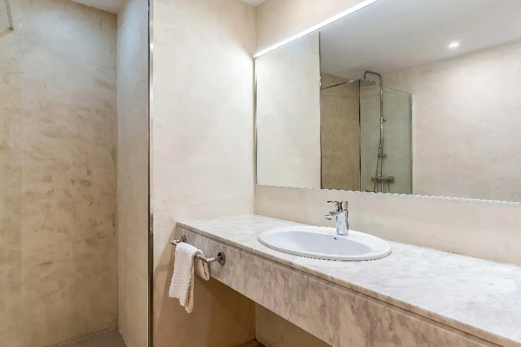 APARTMENT WITH TERRACE Room, Aparthotel Bertran, Barcelona