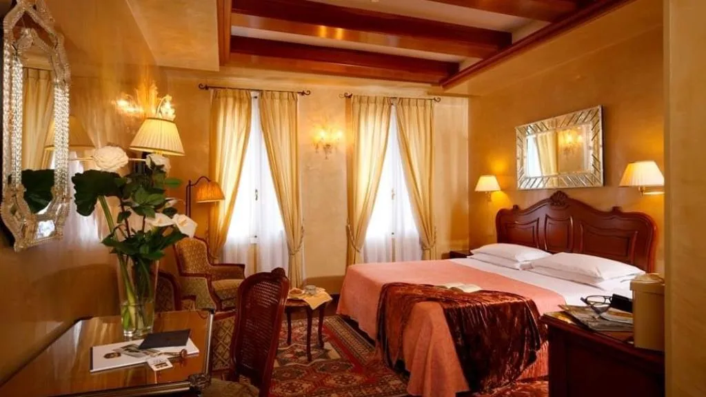 SUITE STANDARD Room, Hotel Bisanzio, Venice
