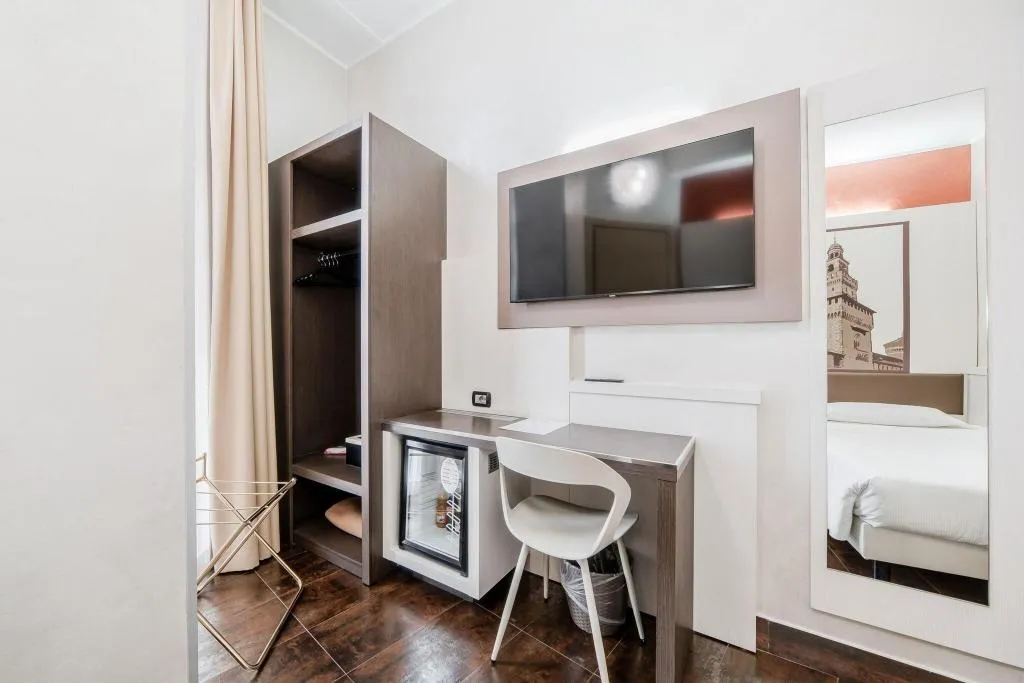 SINGLE CITY VIEW Room, Hotel Milano Navigli, Milan