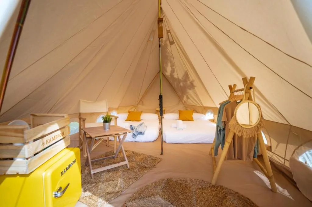 Tent CAPACITY 4 Room, Kampaoh Gala, Porto