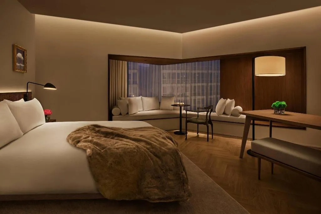 Room, EDITION Barcelona, Barcelona