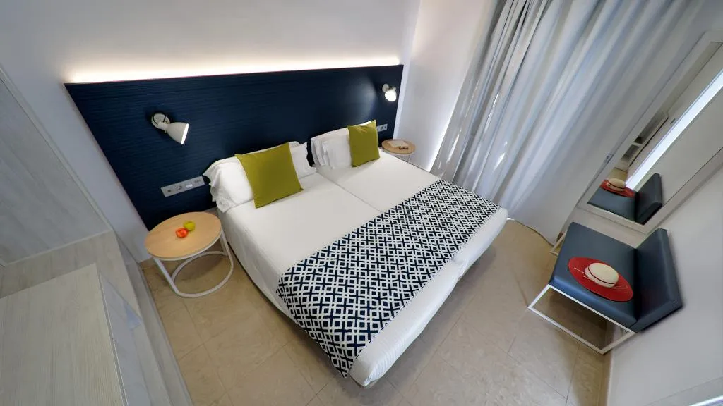 APARTMENT WITH TERRACE Room, Broncemar Beach, Fuerteventura