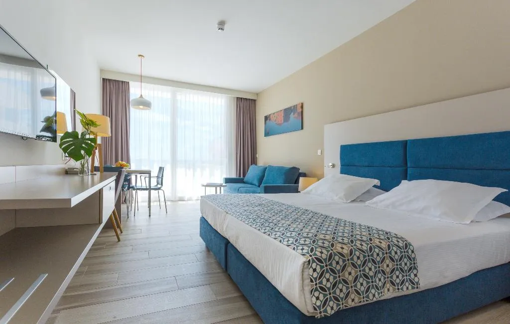 STUDIO POOL VIEW Room, Romana Beach Apartments, Split