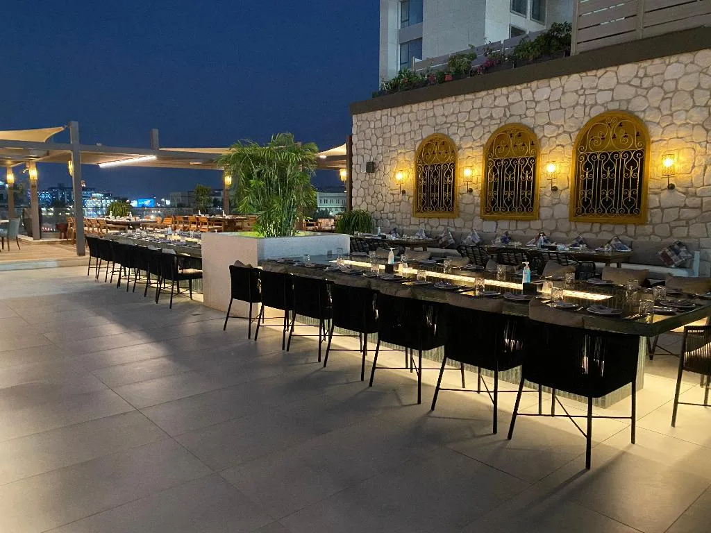 Restaurant, Crowne Plaza West Cairo - Arkan, Cairo