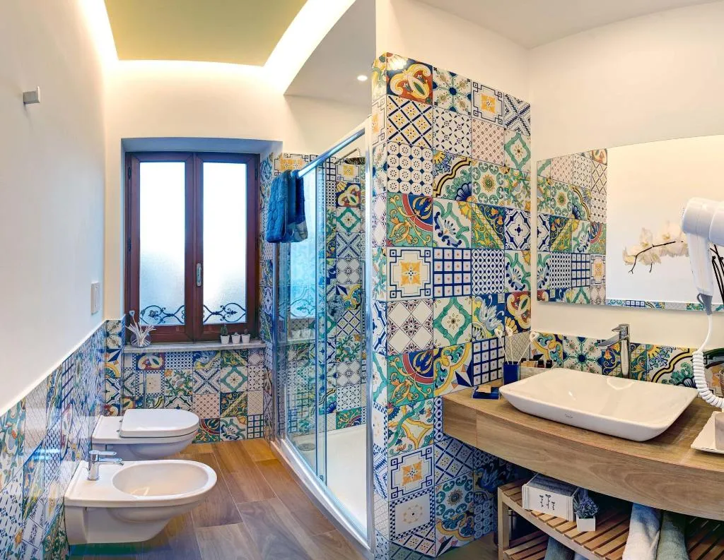 Room, Cuore Di Sorrento Suites, Naples