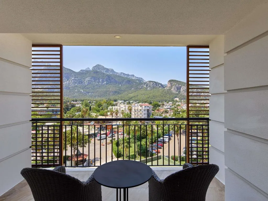 DOUBLE SINGLE USE DELUXE LAND VIEW Room, TUI Magic Life Rixos Beldibi +16, Antalya