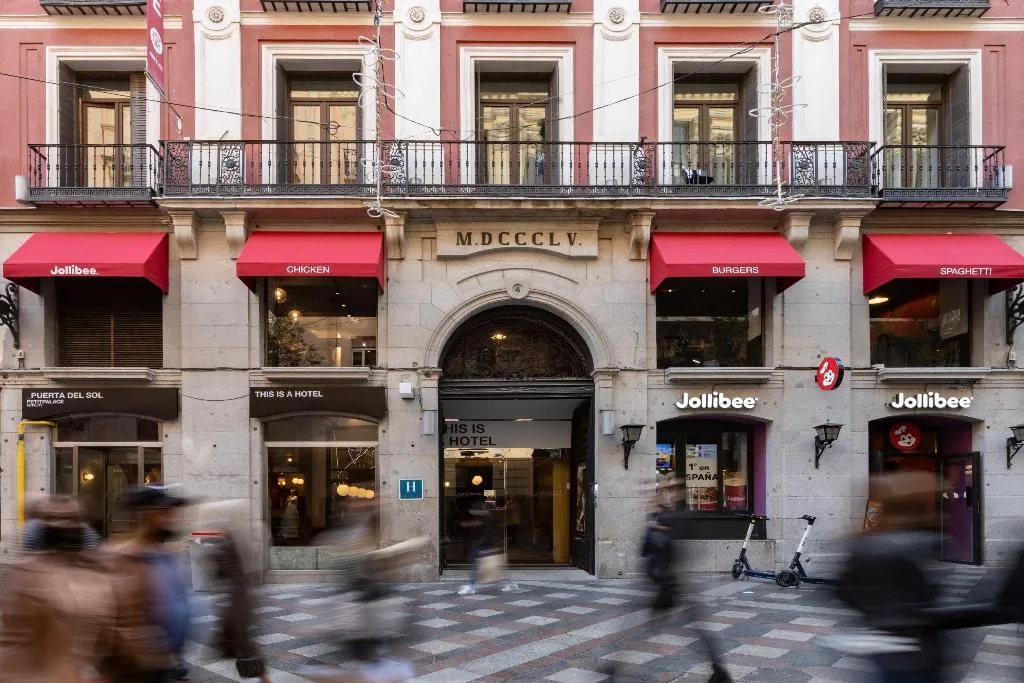 General view, Petit Palace Puerta del Sol, Madrid