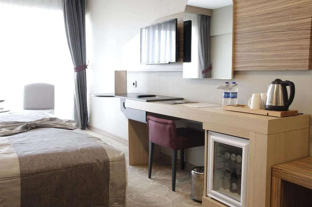 DOUBLE STANDARD Room, Greymark Hotel, Izmir