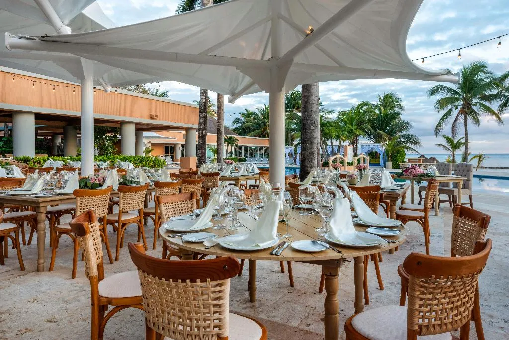 Terrace, Puerto Aventuras Beach Resort, Cancun Area
