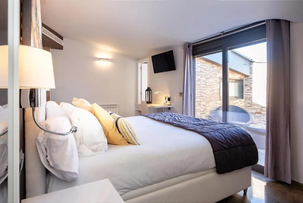 JUNIOR SUITE WITH TERRACE Room, Sant Pere II Hotel, Barcelona