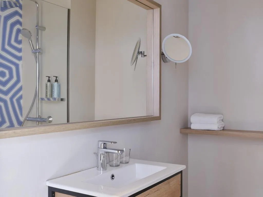 Double or Twin GARDEN VIEW Room, Atlantica Ocean beach Resort, Crete