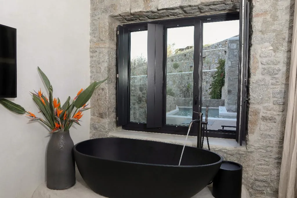 SUITE GARDEN VIEW Room, Aeonic Suites & Spa, Mykonos