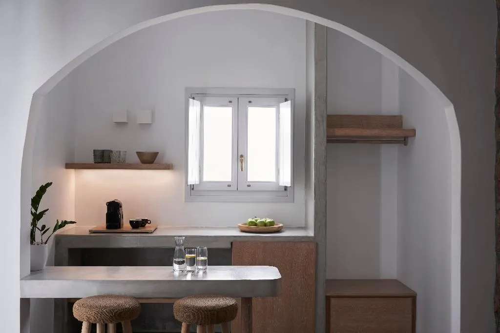 SUITE ONE BEDROOM Room, Makris Beach Hotel, Santorini