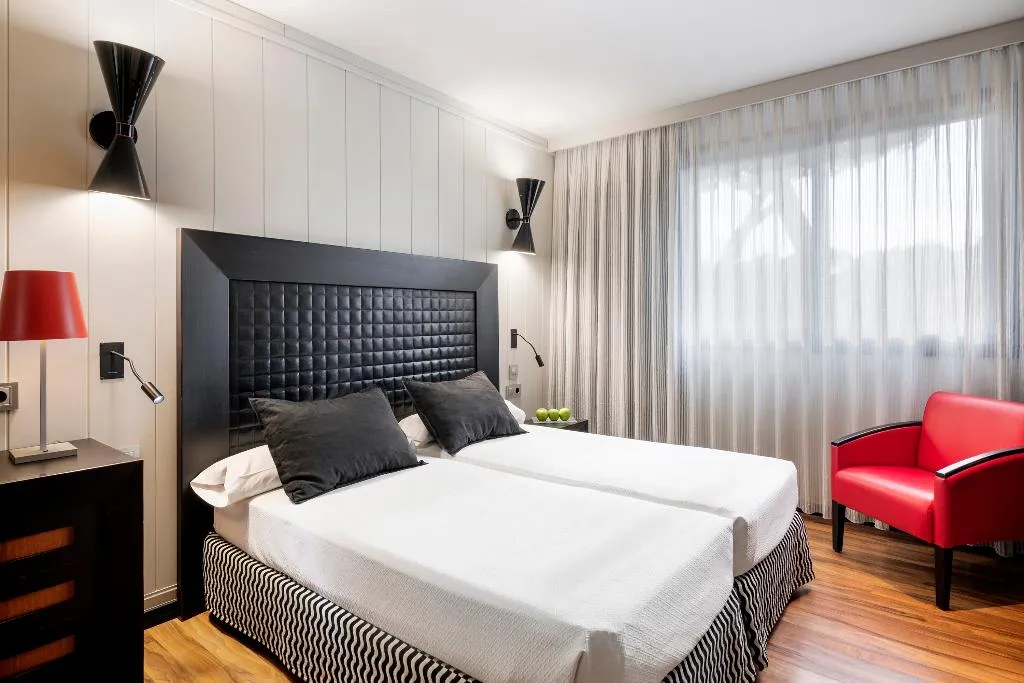 DOUBLE SINGLE USE STANDARD Room, Salles Hotel Aeroport de Girona, Costa Brava
