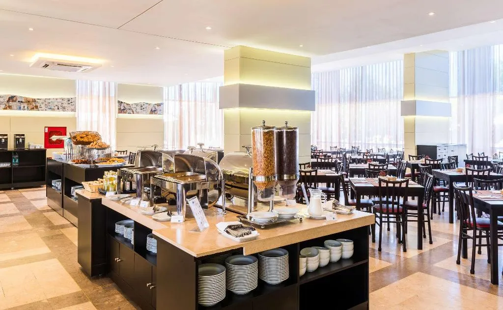 Restaurant, Tryp Lisboa Caparica Mar Hotel, Lisbon