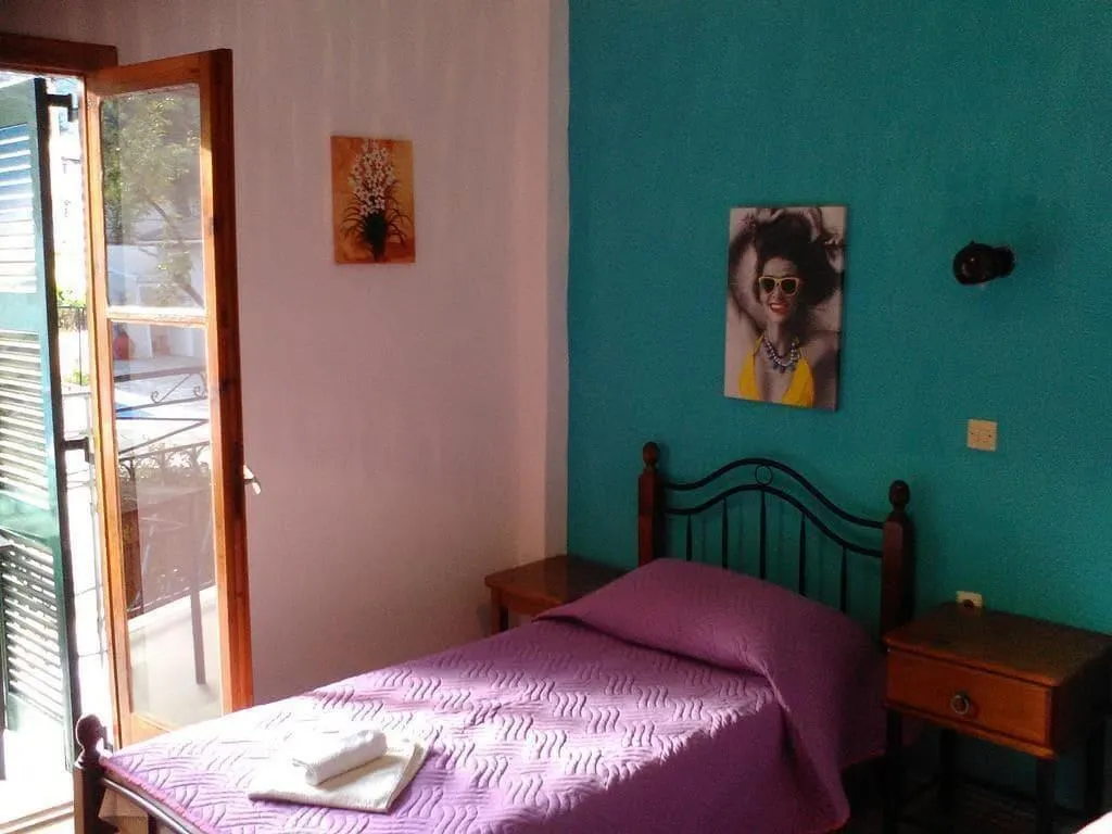 Room, Art Studios Benitses, Corfu