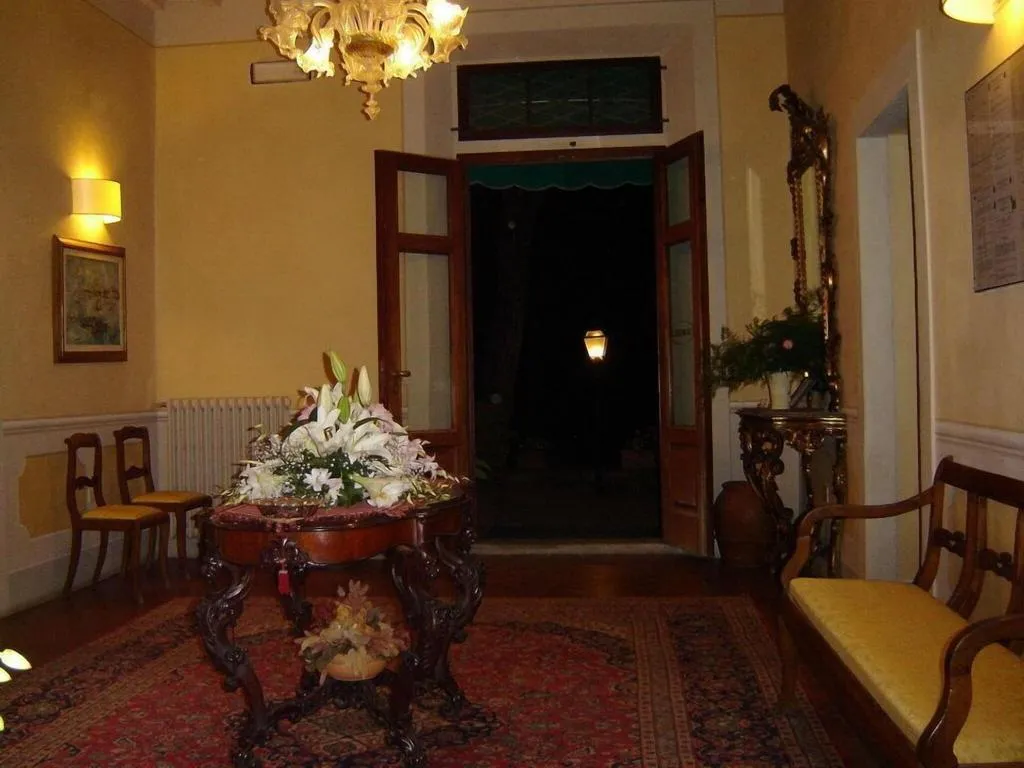 Lobby, Il Trebbiolo, Florence