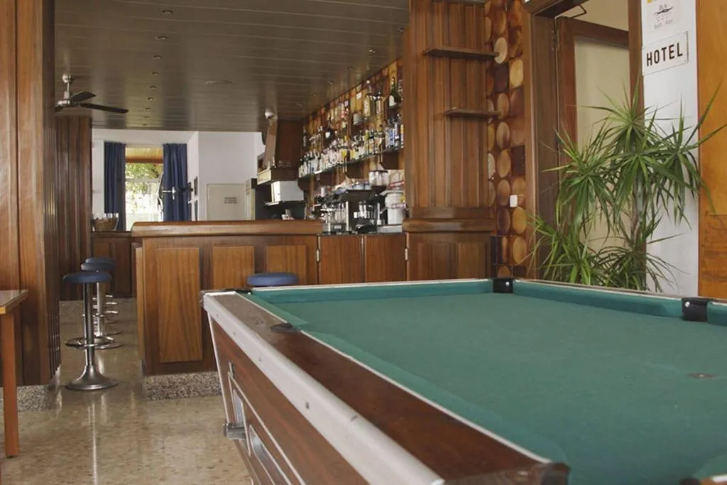 Sports and Entertainment, Bell Aire, Costa Brava