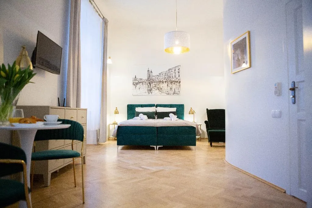 TWIN STANDARD Room, Apartments Roman, Krakow
