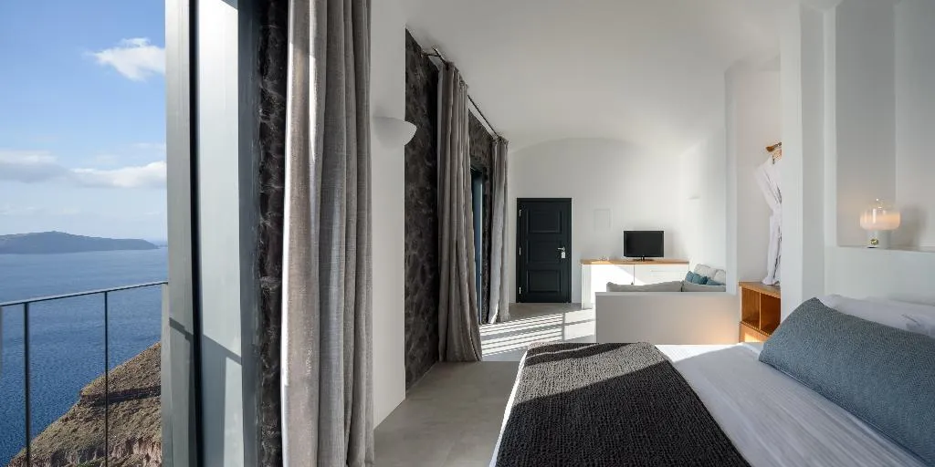 SUITE DELUXE ONE BED Room, Panorama Suites, Santorini