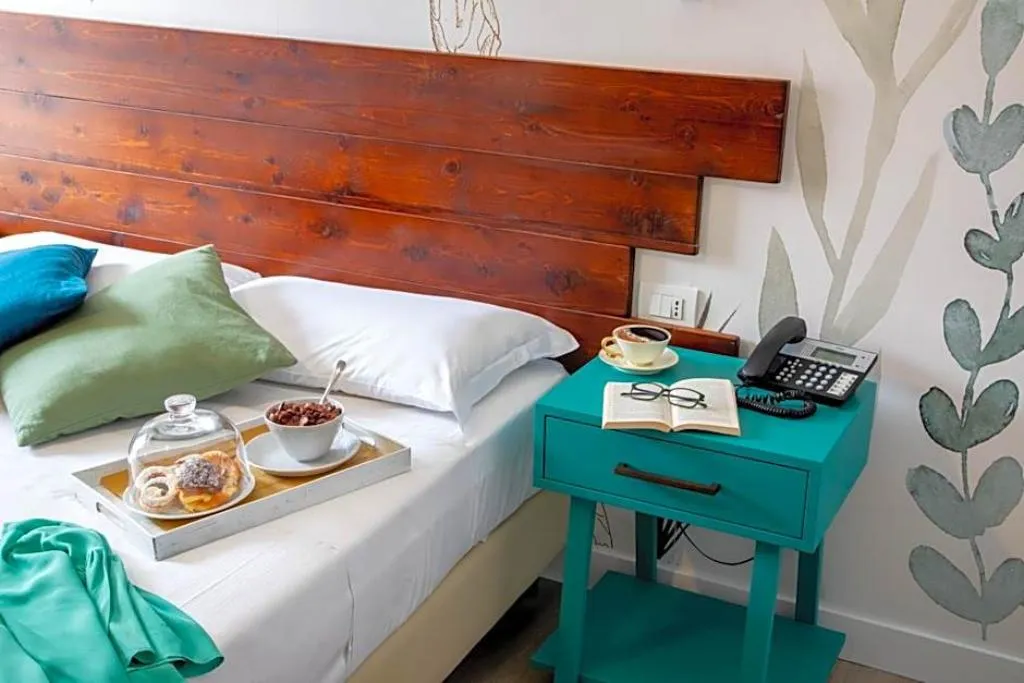 TRIPLE DELUXE Room, Urban Garden Hotel, Rome