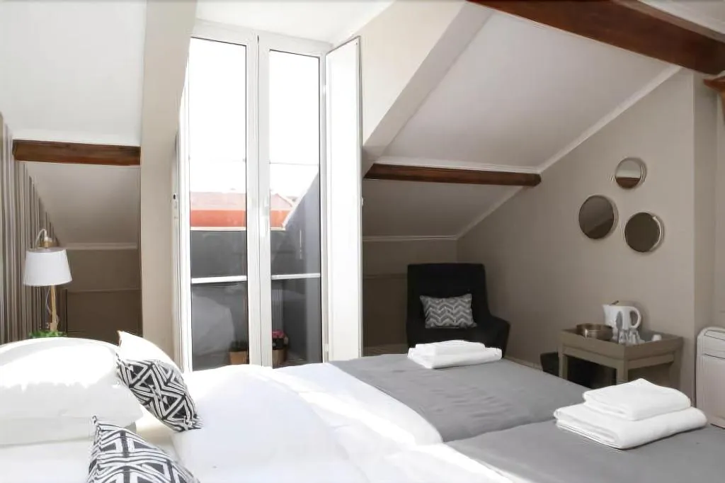 Room, Flores Guest House, Lisbon