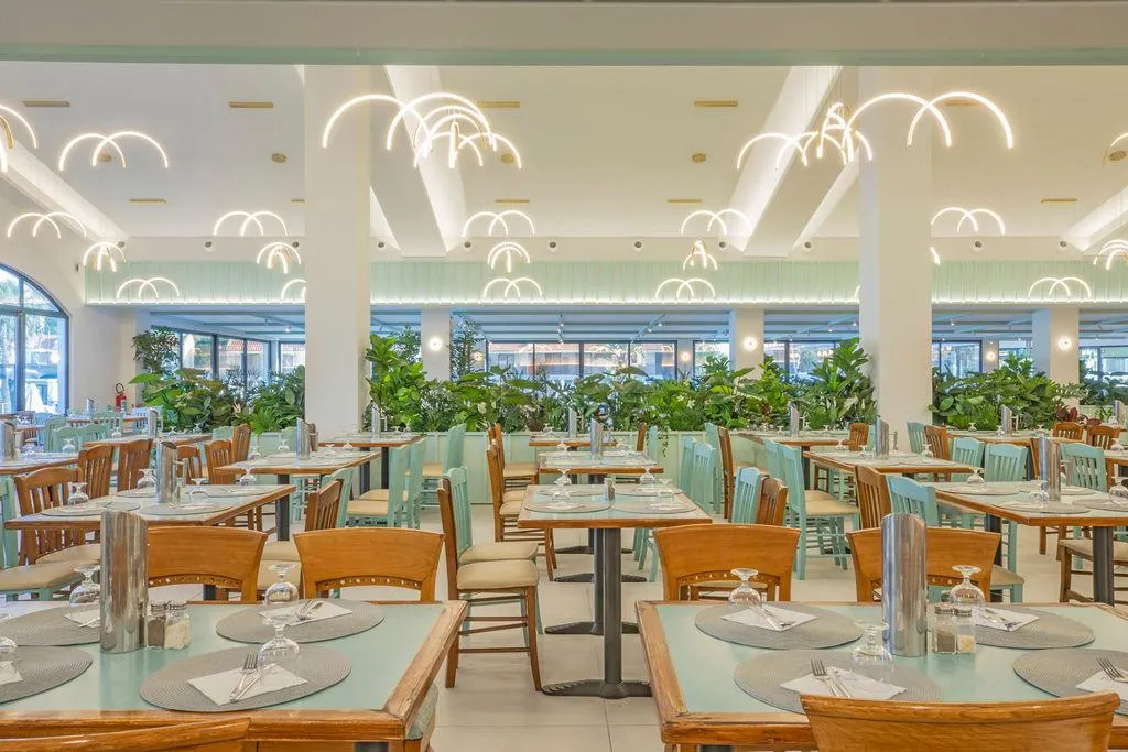 Restaurant, Golden Coast, Athens