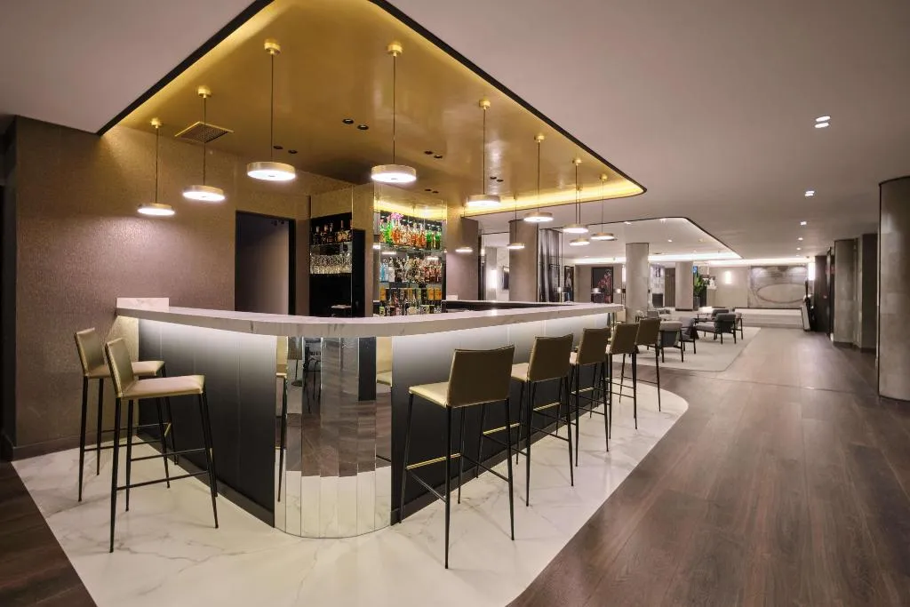 Bar, 1881 Madrid Ventas Hotel, Madrid