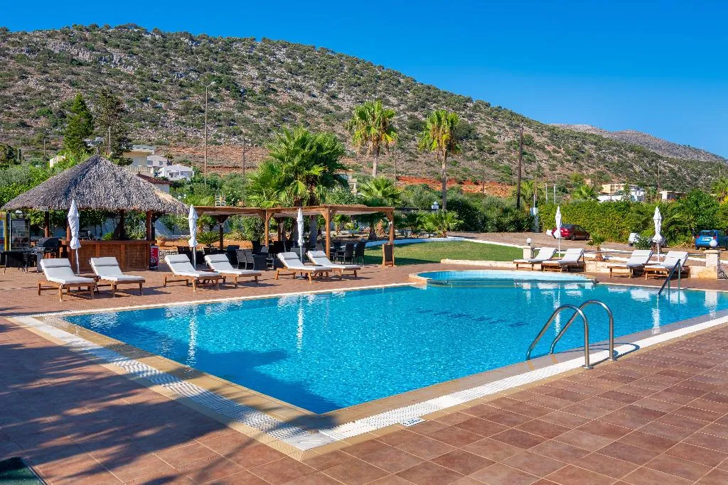 Pool, W Suites, Crete