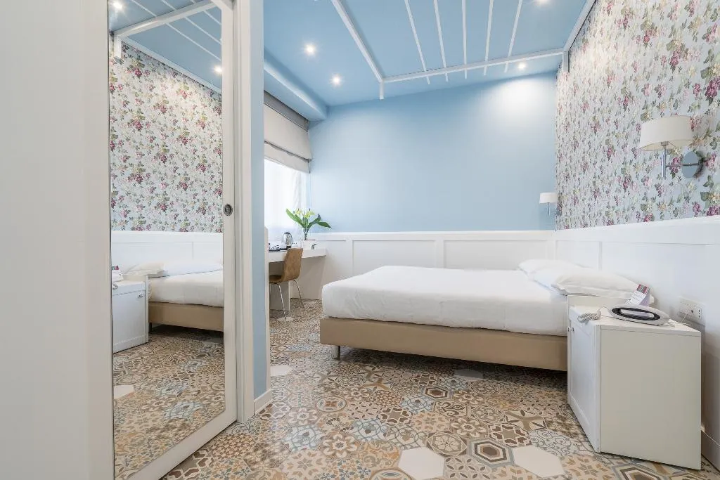 DOUBLE DELUXE Room, Palace Hotel, Naples