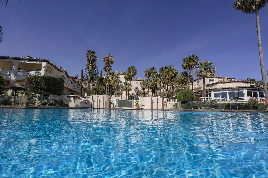 Pool, Las Dunas Grand Luxury Hotel, Costa Del Sol