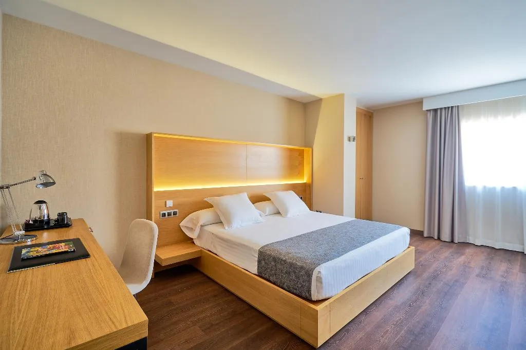 JUNIOR SUITE CAPACITY 1 Room, Guadalmedina, Costa Del Sol