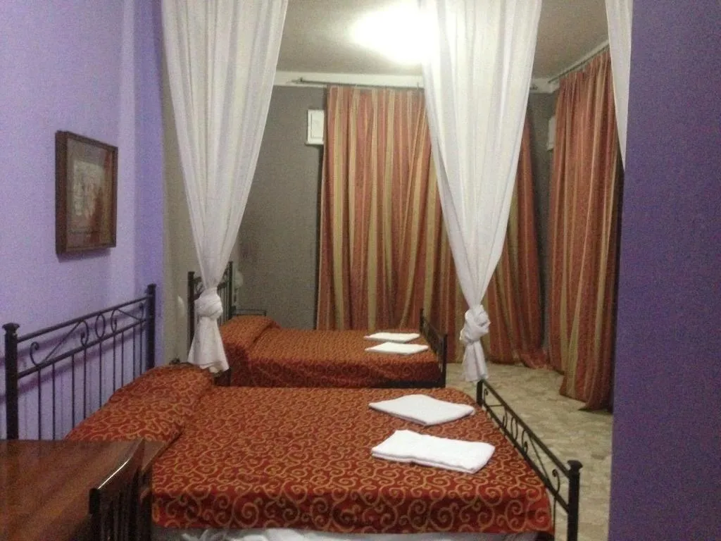 Room, Soperga Guest House, Milan