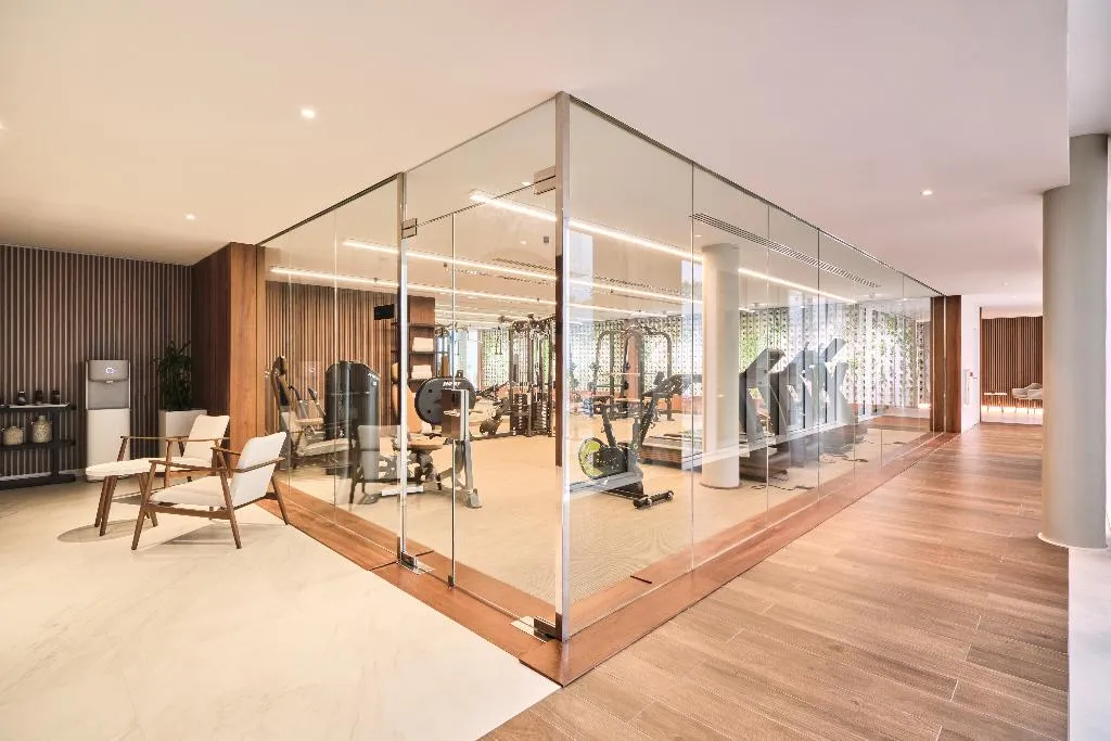 Sports and Entertainment, Hotel Marina Badalona, Barcelona