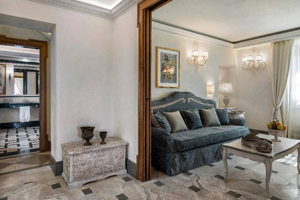 SUITE KING SIZE BED Room, Monastero di Cortona Hotel & Spa, Perugia