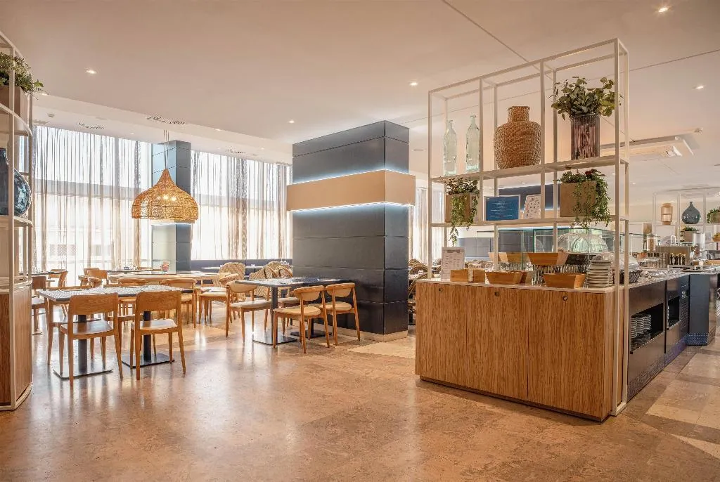 Restaurant, Tryp Lisboa Caparica Mar Hotel, Lisbon