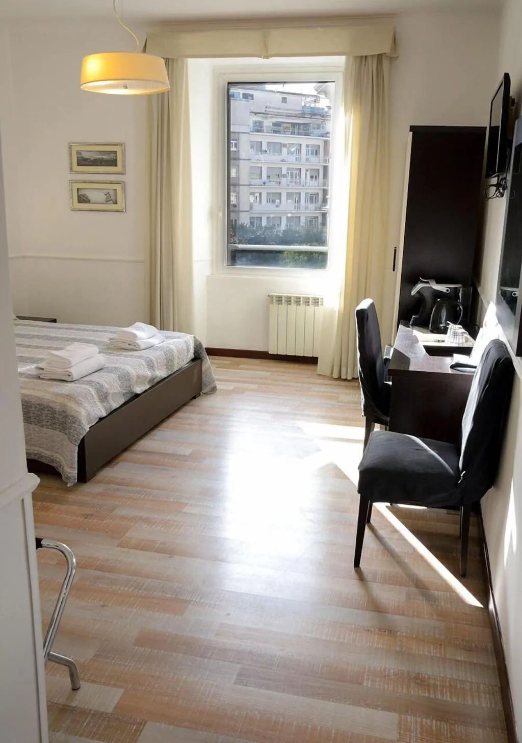 Room, Few Steps From Colosseum, Naples