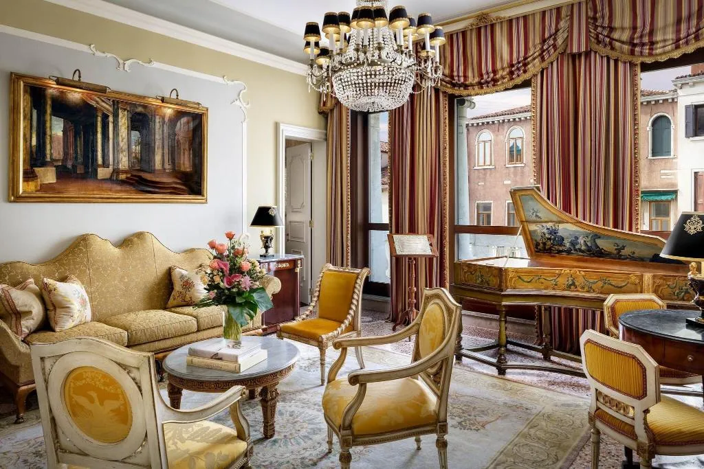 Room, The Gritti Palace, a Luxury Collection Hotel, Venice