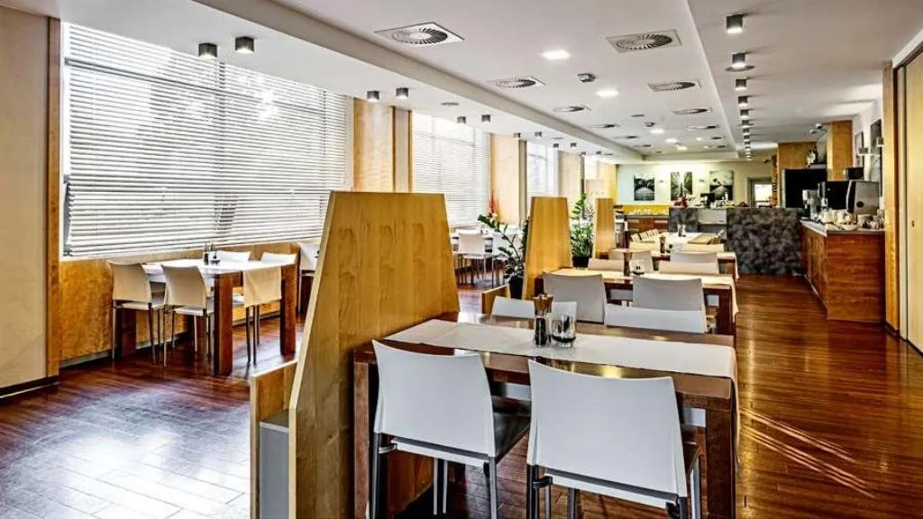 Restaurant, Vista Hotel, Prague