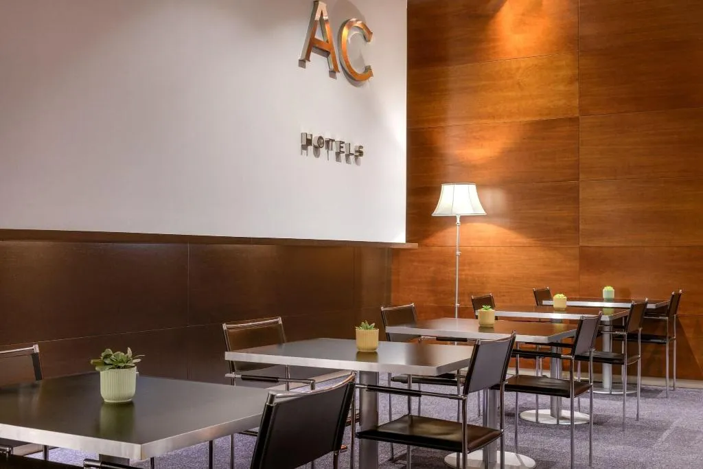 Lobby, AC Madrid Alcalá de Henares, Madrid
