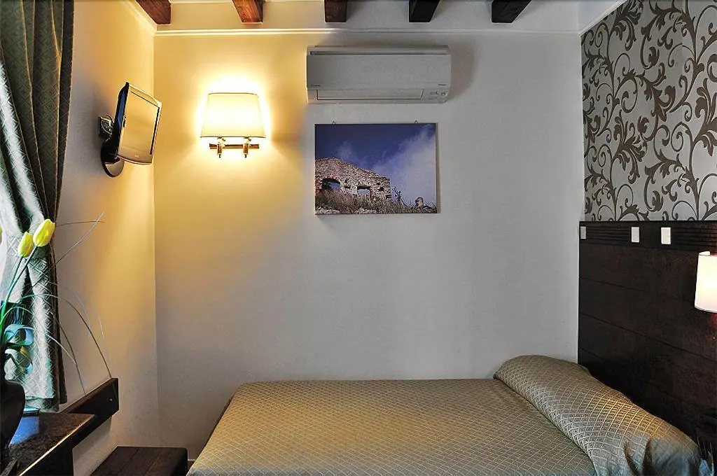 Room, Hotel Al Casaletto, Rome