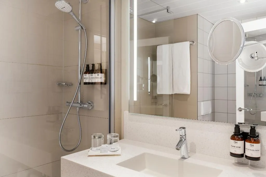 DOUBLE SINGLE USE STANDARD Room, NH Berlin Alexanderplatz, Berlin