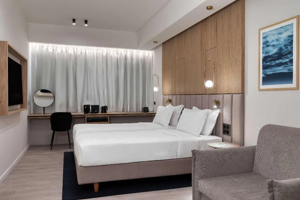 TWIN DELUXE Room, Hilton Garden Inn Athens Syggrou Avenue, Athens