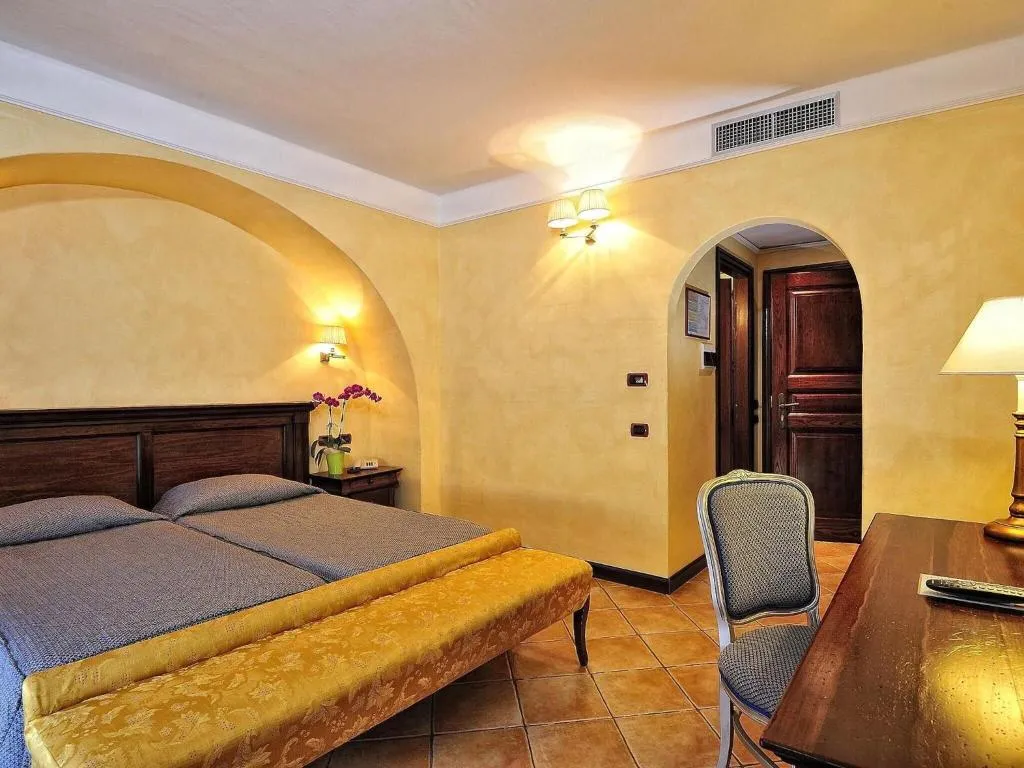 Room, Arbatasar, Cagliari