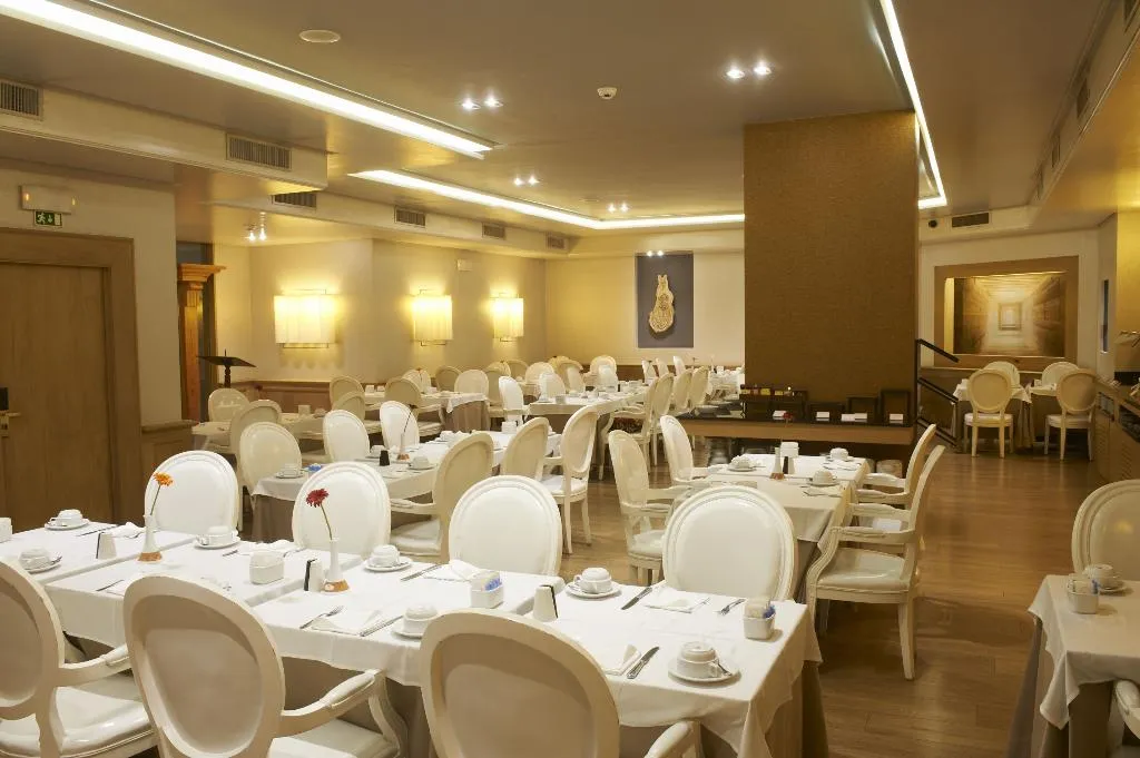 Restaurant, Real Parque, Lisbon