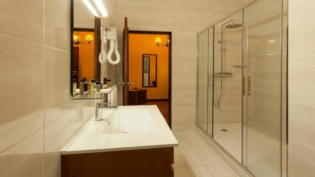 TRIPLE STANDARD Room, Pao de Acucar Hotel, Porto