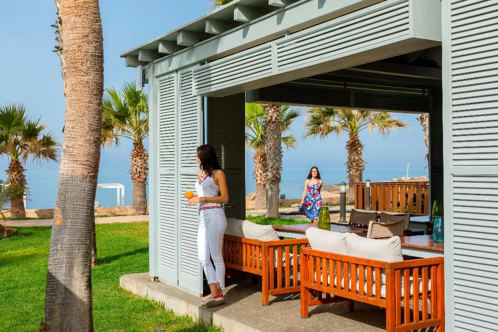 Bar, Aquamare Beach Hotel & Spa, Cyprus