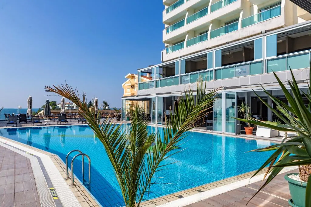 Pool, Marina Hotel Kusadasi, Izmir