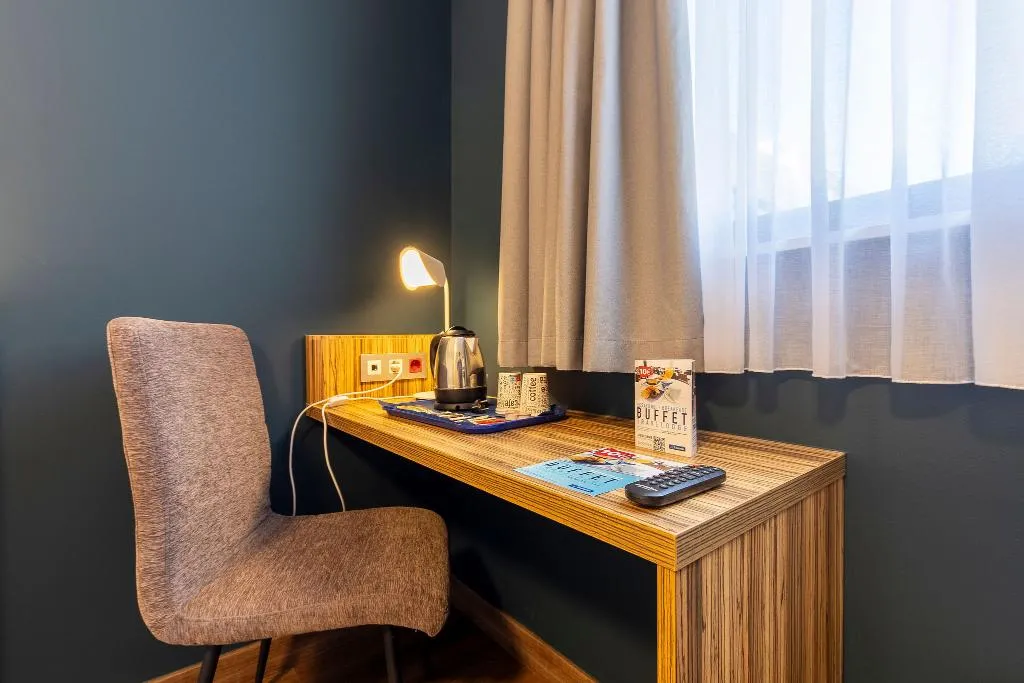 TWIN CAPACITY 1 Room, Travelodge Barcelona Poblenou, Barcelona