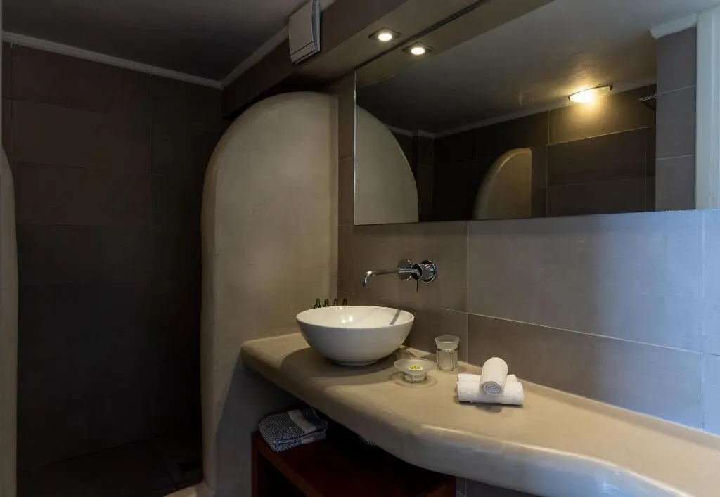 Room, Anamnesis Spa Luxury Apartments, Santorini